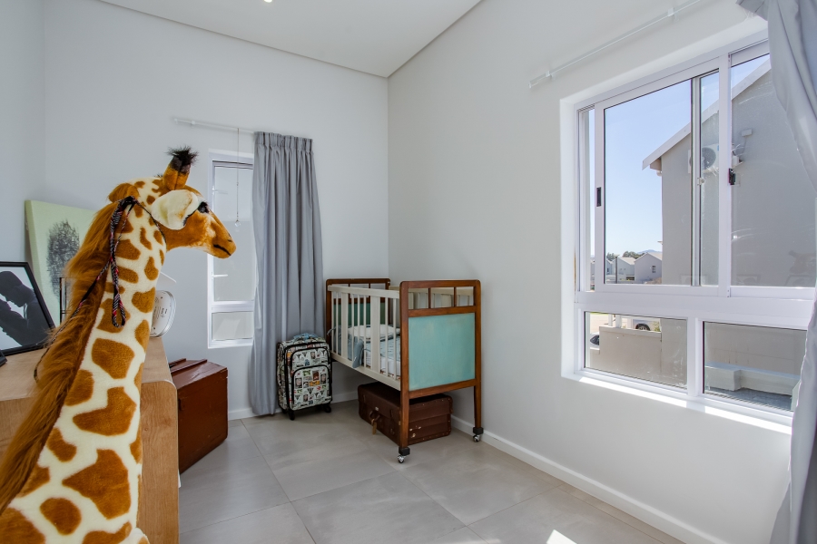 3 Bedroom Property for Sale in Mountain Crest Private Estate Western Cape